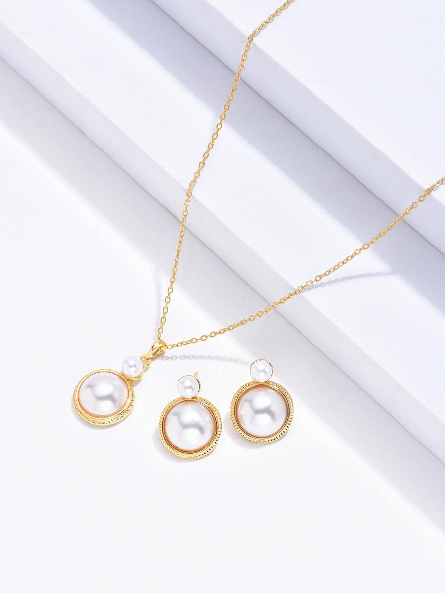 Plain Pearl Decor Necklace & Earrings
