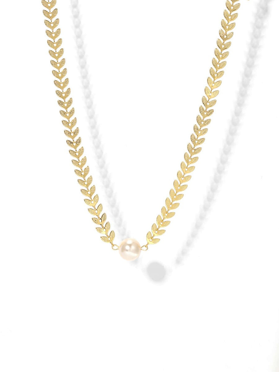 Faux Pearl Decor Necklace