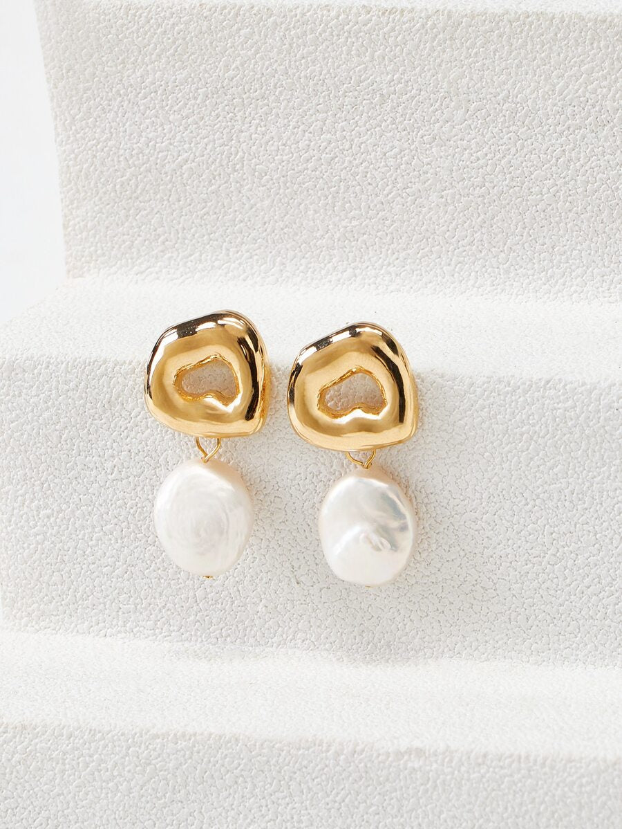 Natural Pearl Drop Earrings