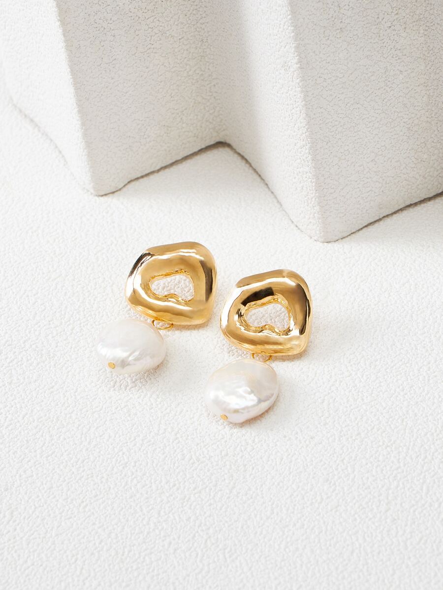 Natural Pearl Drop Earrings