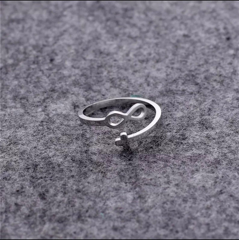 Infinity Cross Ring